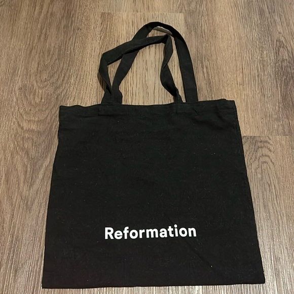 Reformation Handbags - Reformation tote